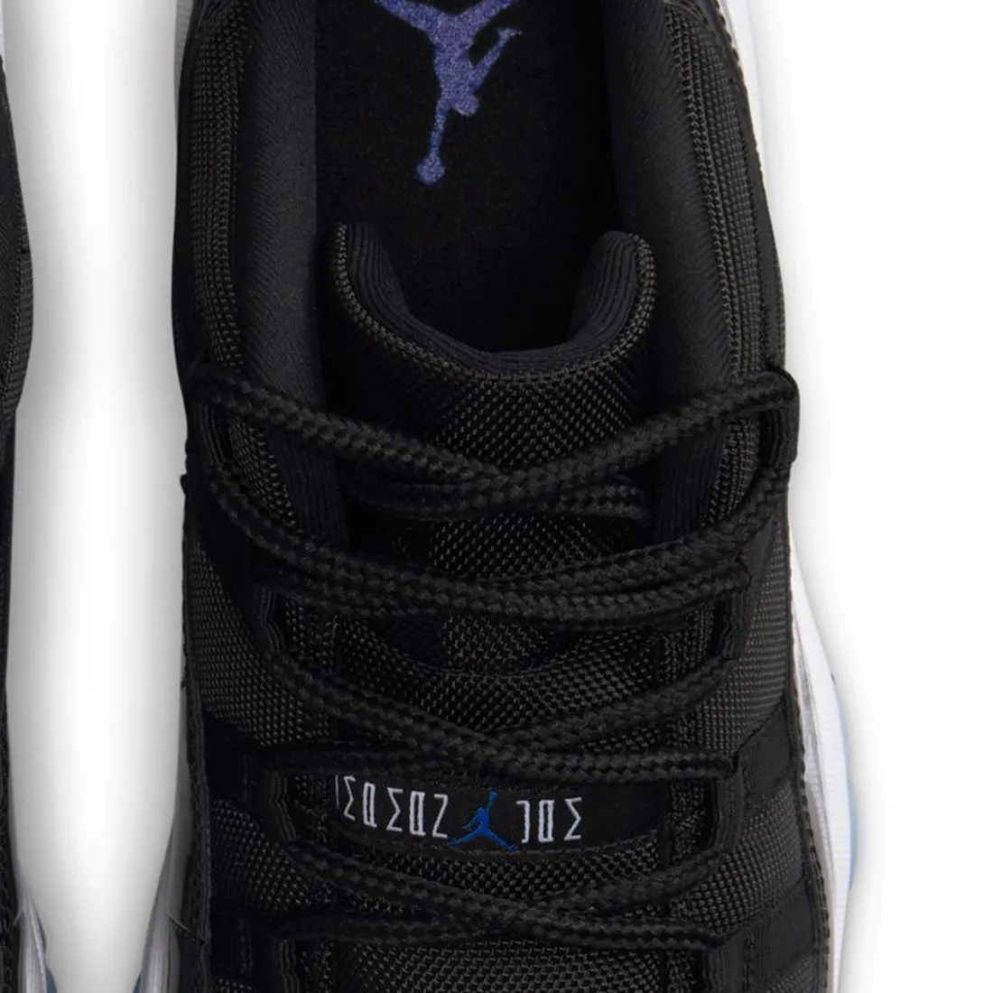 AIR JORDAN 11 RETRO LOW Men (black / varsity royal-white)