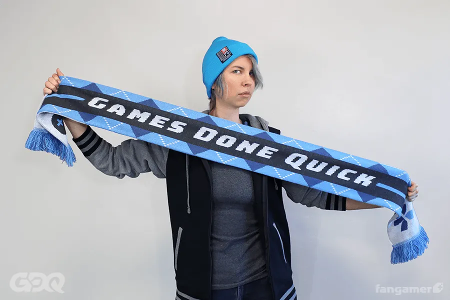 GDQ Sporty HYPE Scarf