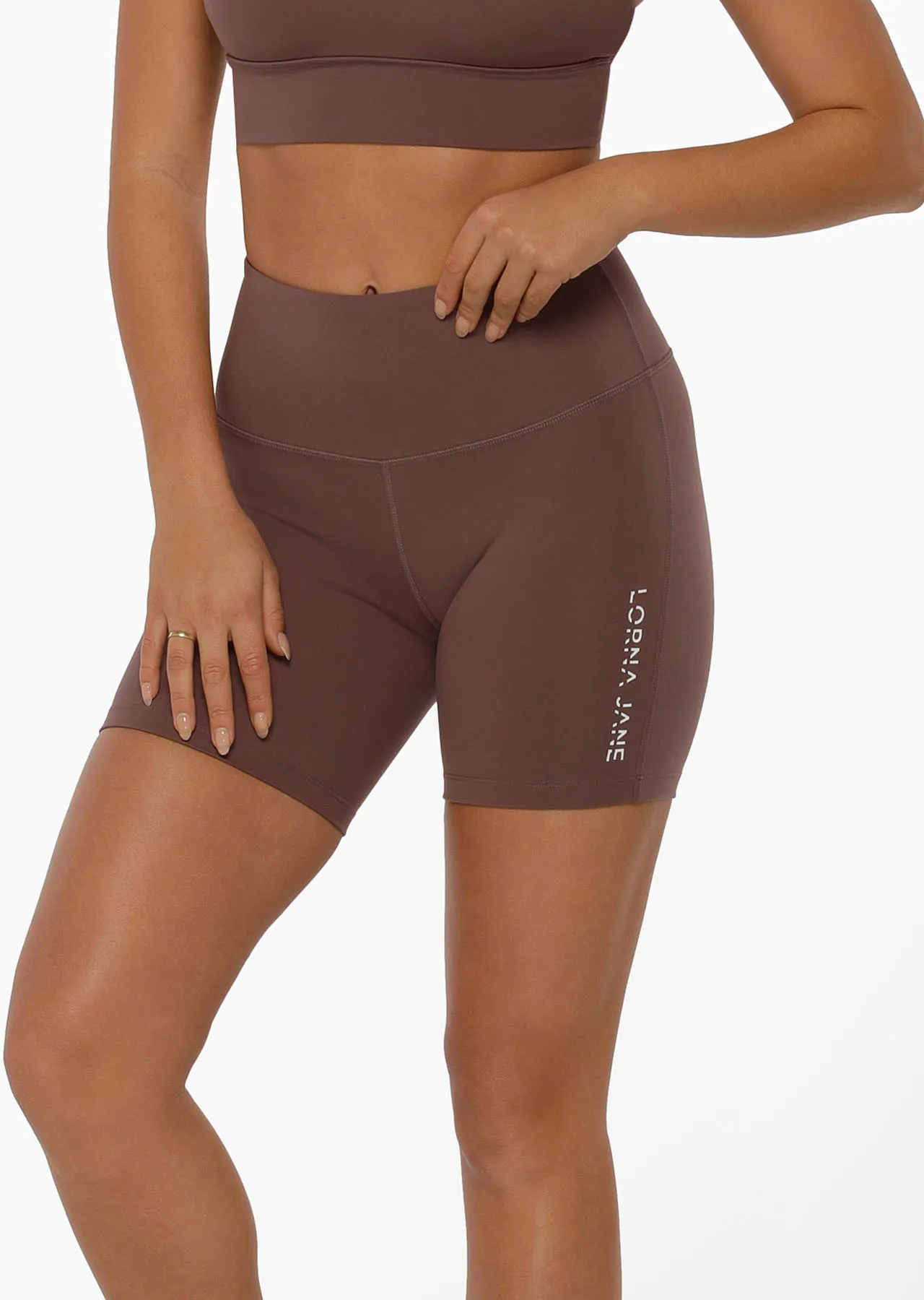 Lotus No Chafe 16cm Bike Short | Grey | Sale | Lorna Jane Australia