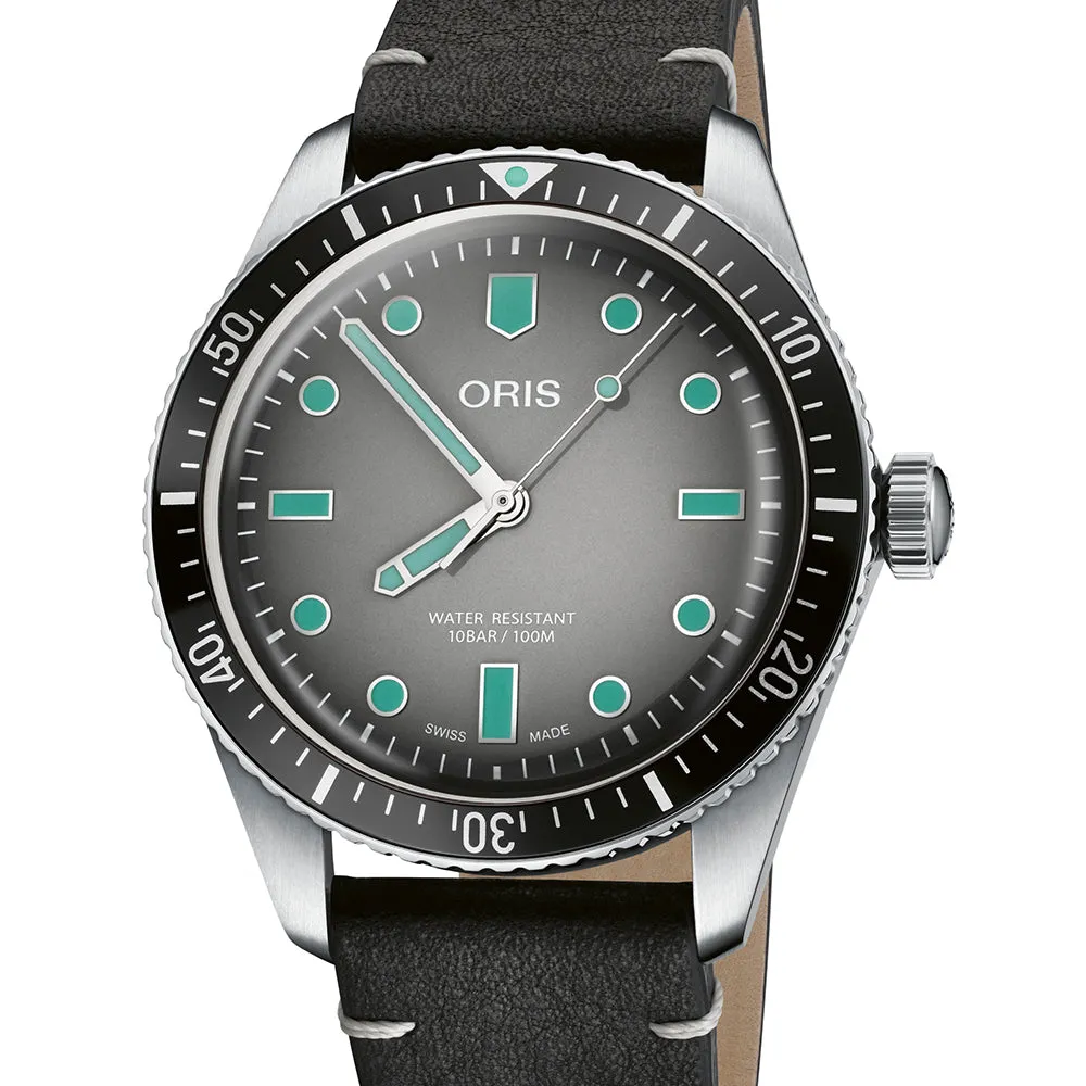 Oris Divers Sixty-Five 40MM Glow Grey Gradient Dial Black Leather Strap Watch 01 733 7707 4053-07 5 20 89