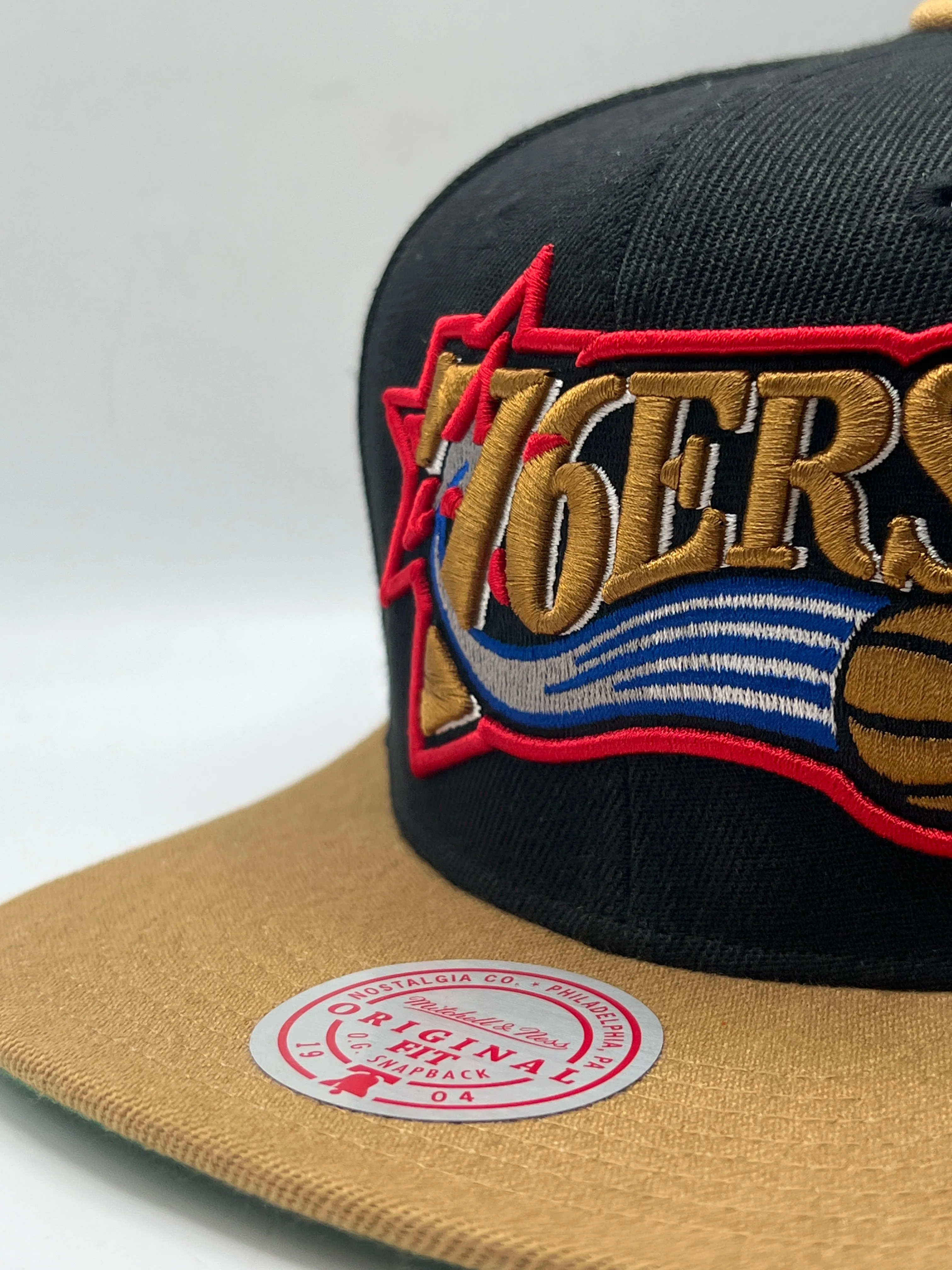 Philadelphia 76ers Sixers PHI NBA Mitchell & Ness Original Fit Snapback Black/Gold