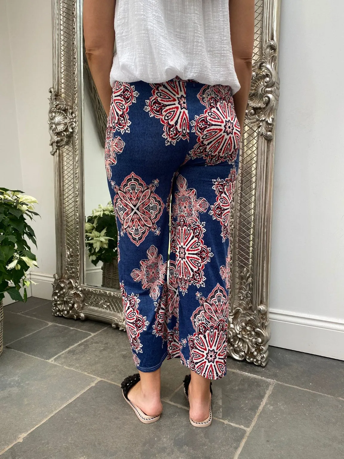 Printed Wide Leg Trouser Tally