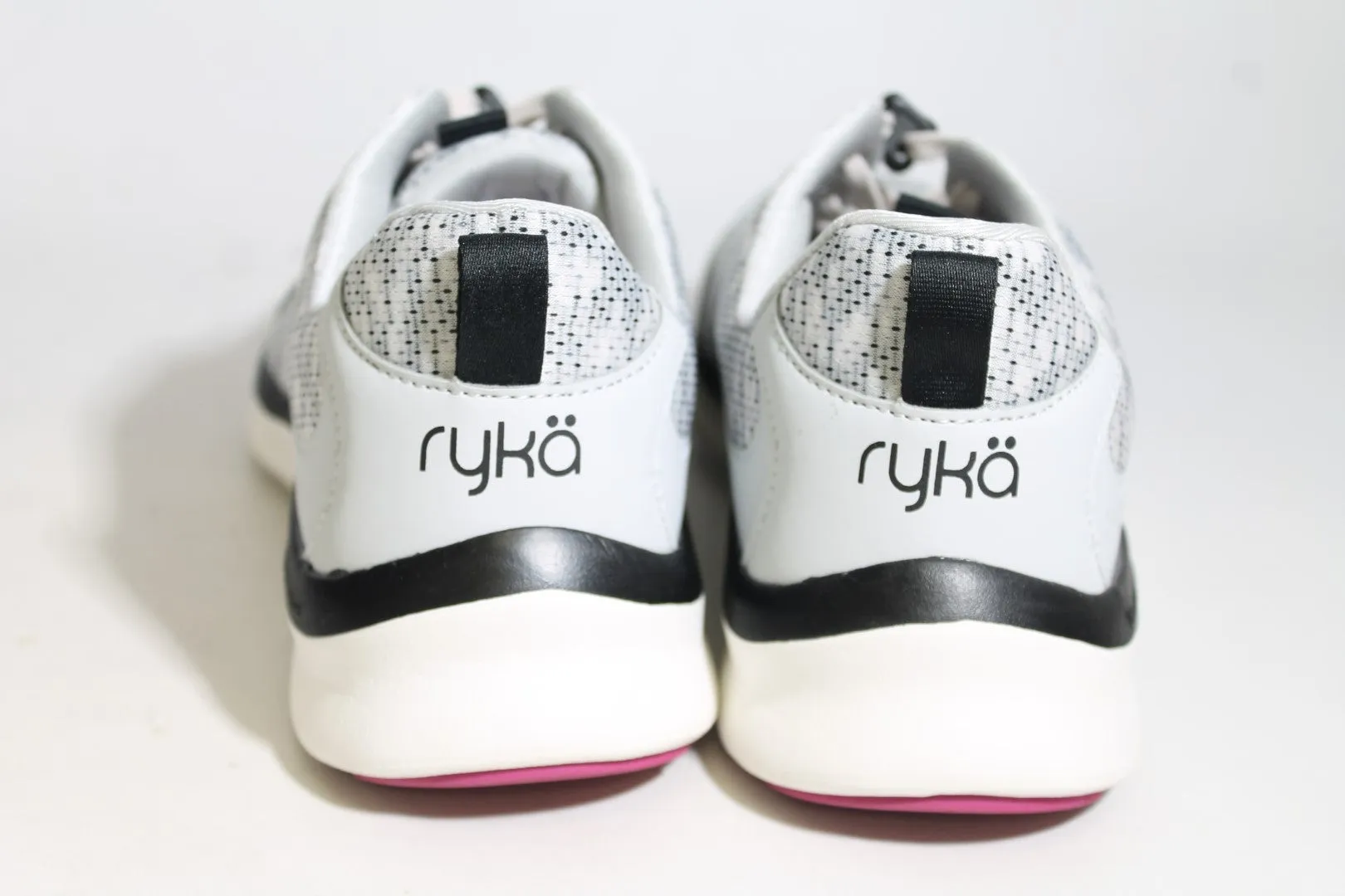 Ryka Lovable Women's Sneakers Floor Sample