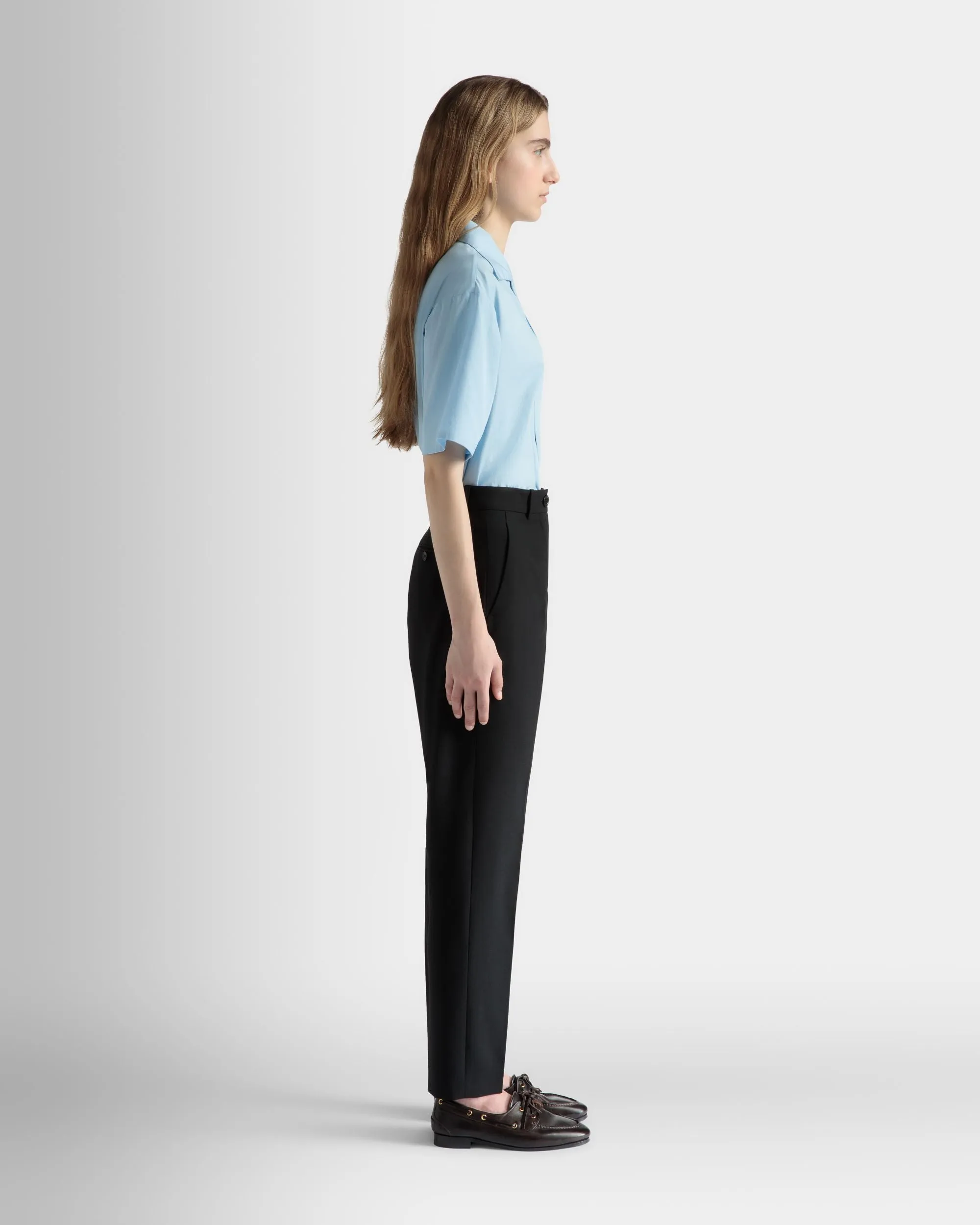 Straight Fit Pants in Black Wool 