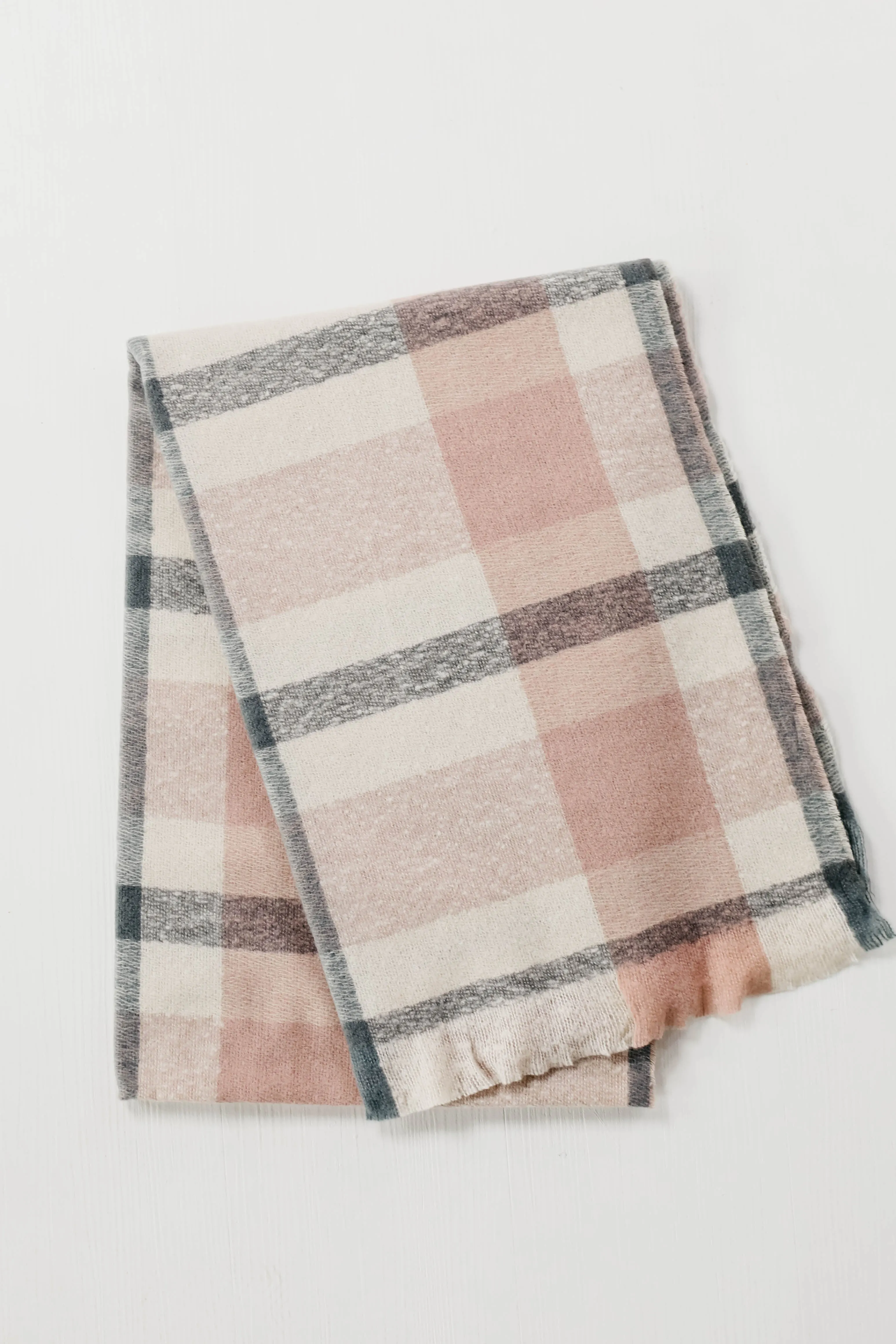 The Bango Plaid Scarf - Pink